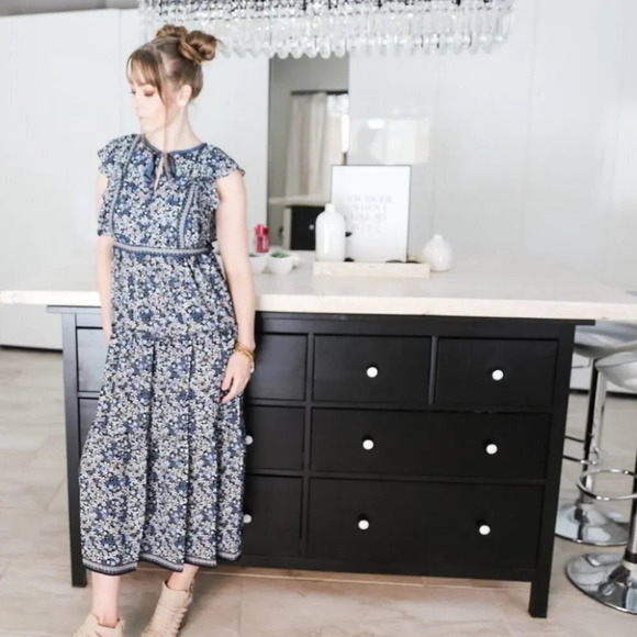 Max Studio Floral Dress - Picture 6 of 16